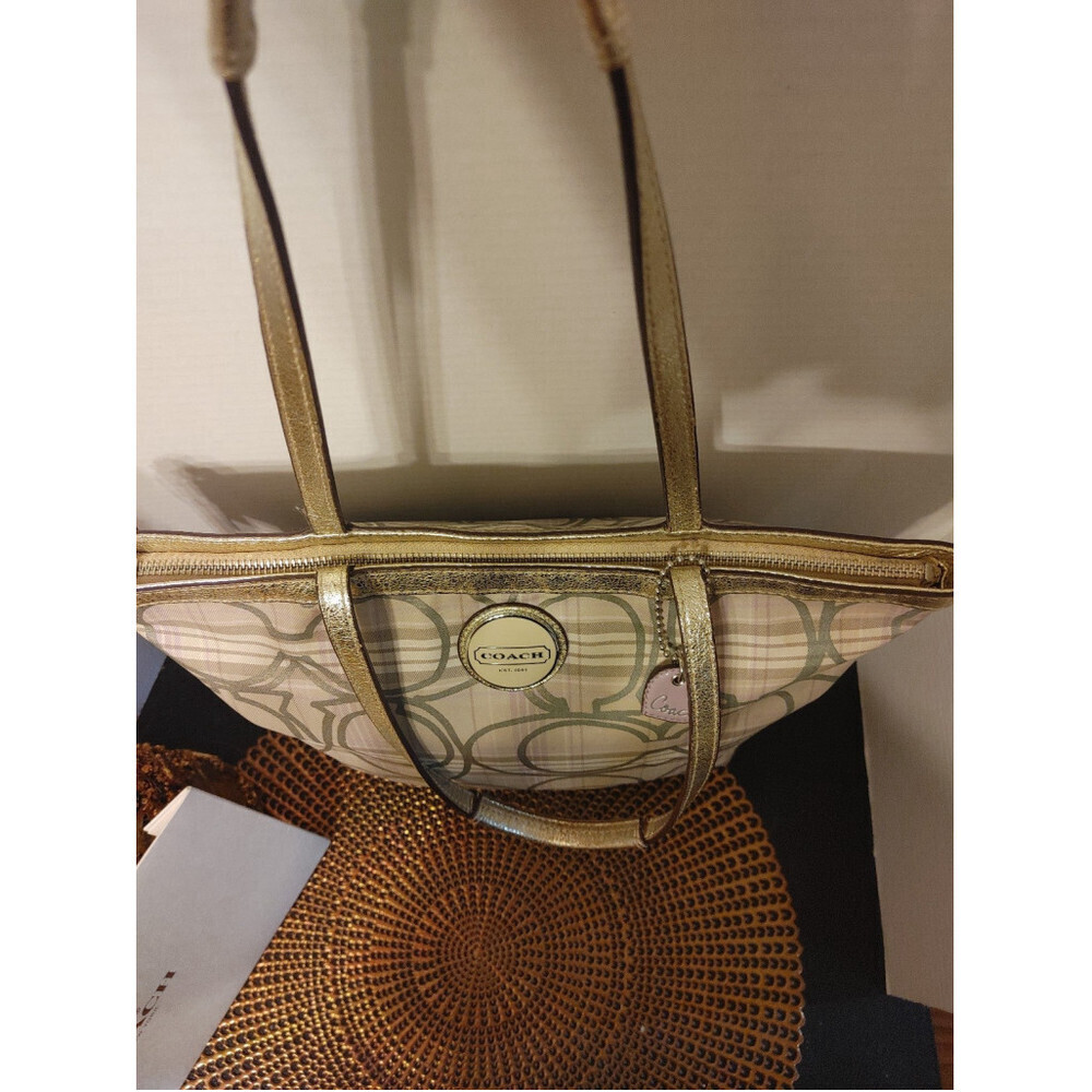 Coach Signature Plaid Cream Lavender Tote F17474 - Picture 4 of 9